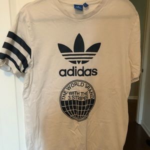 T-shirt adidas